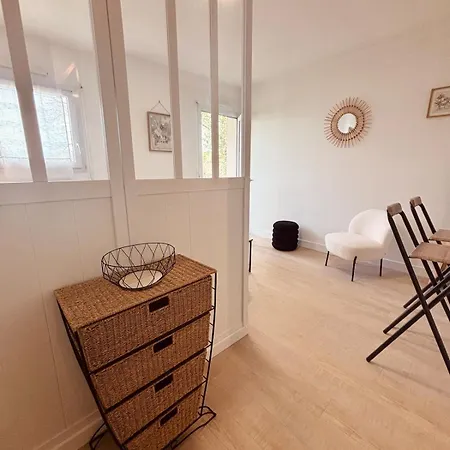 Charming New Apartment *