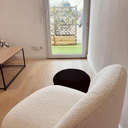 Charming New * La Rochelle (Charente-Maritime)