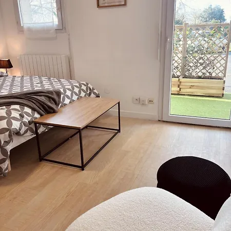 Charming New * La Rochelle (Charente-Maritime)