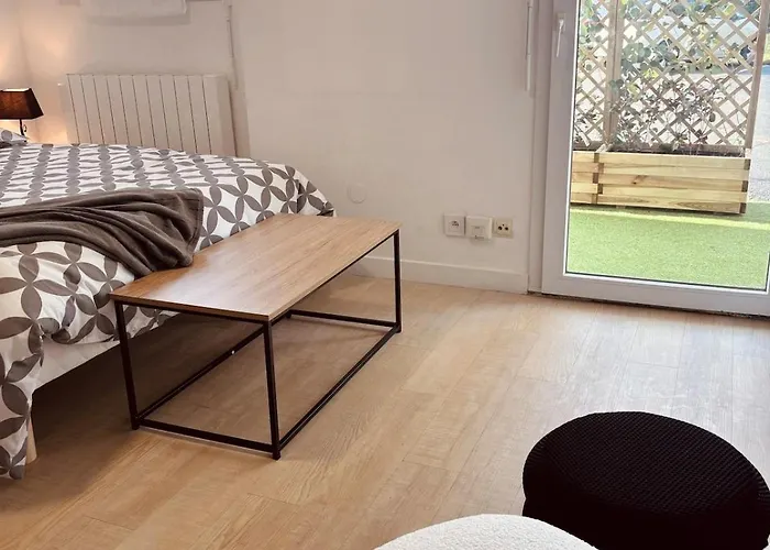 Charming New * La Rochelle (Charente-Maritime)